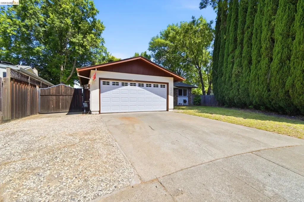 224 Amherst Court Vacaville CA 95687