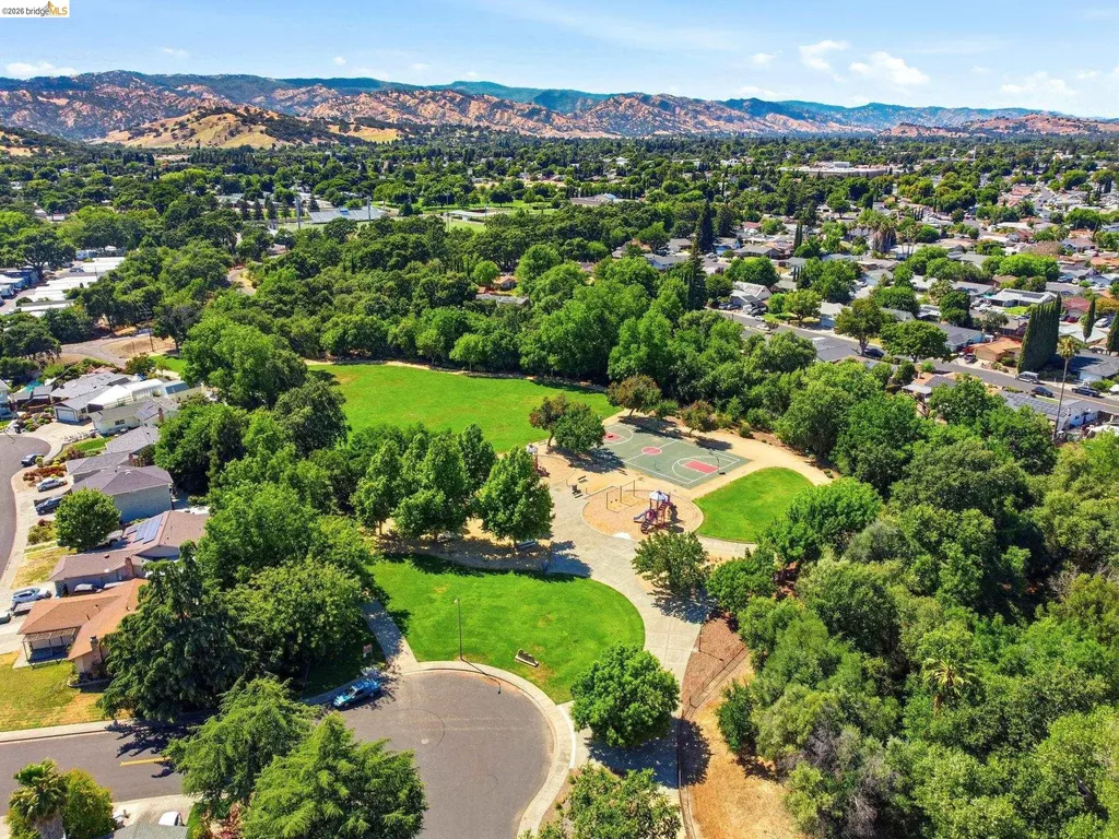 224 Amherst Court Vacaville CA 95687