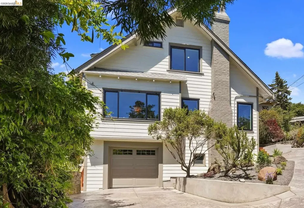 5765 Manila Avenue Oakland CA 94618