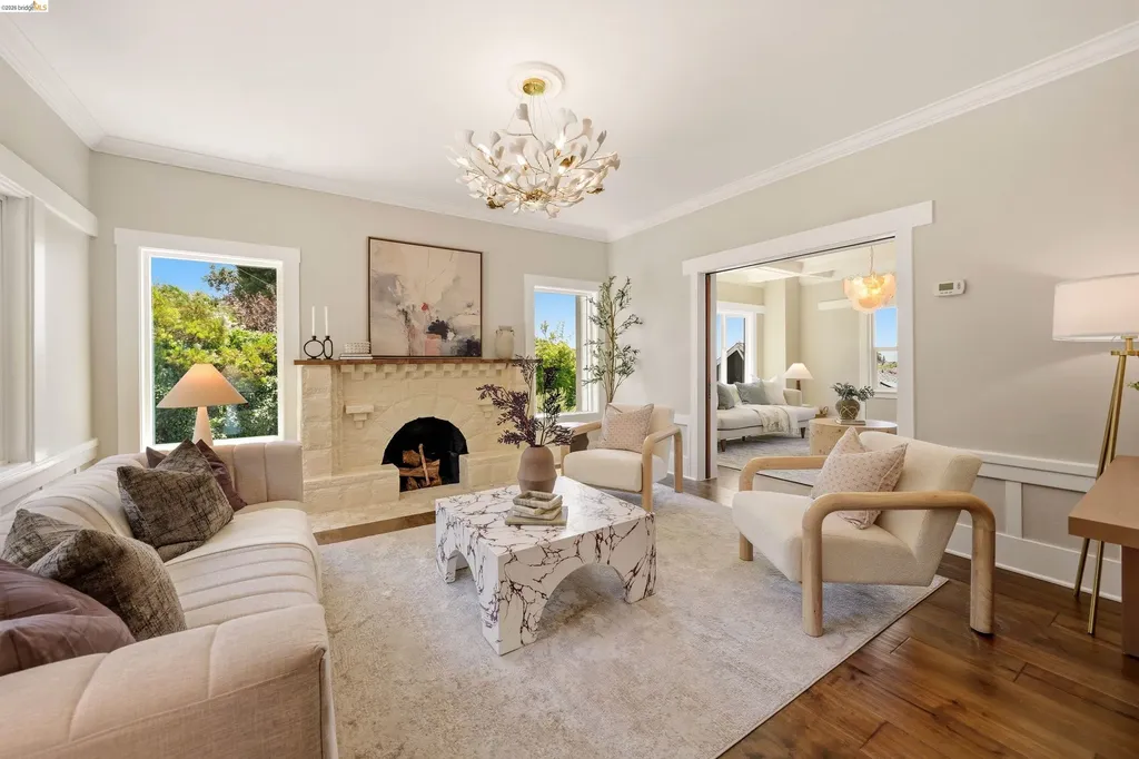 5765 Manila Avenue Oakland CA 94618