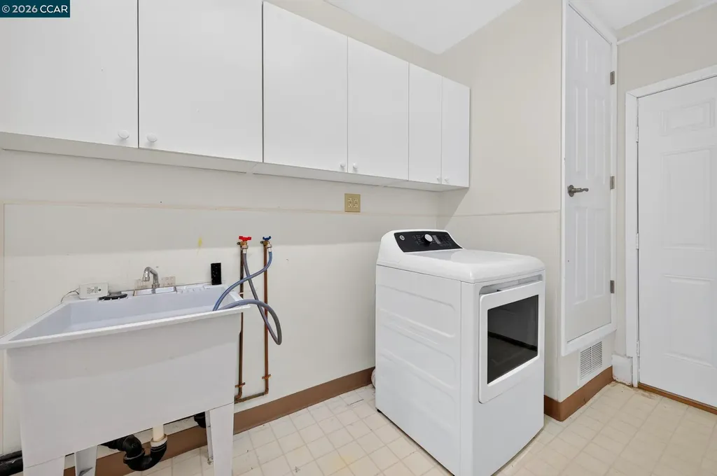 309 Anna Maria Street Livermore CA 94550