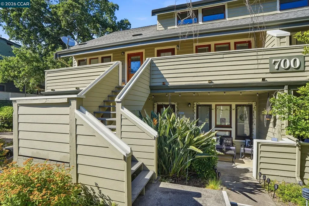 700 Suntree Lane Pleasant Hill CA 94523