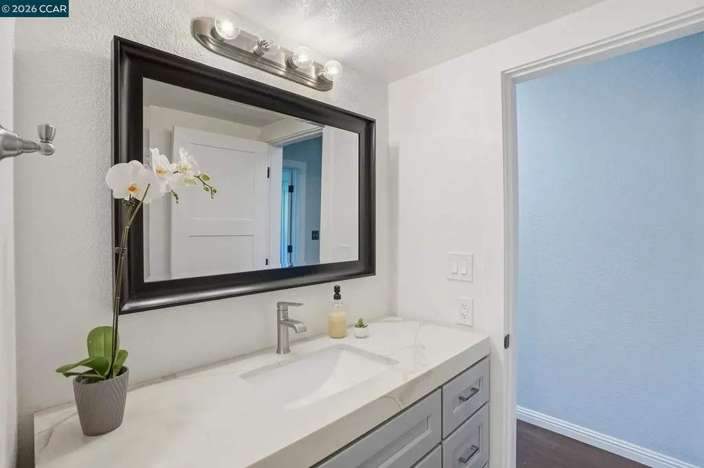 700 Suntree Lane Pleasant Hill CA 94523