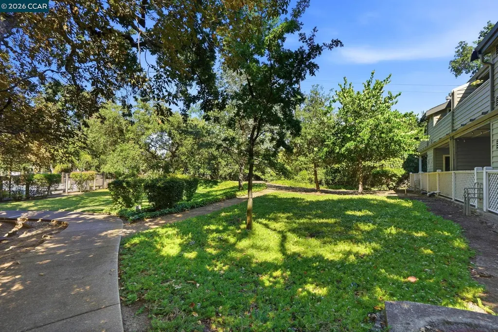 700 Suntree Lane Pleasant Hill CA 94523