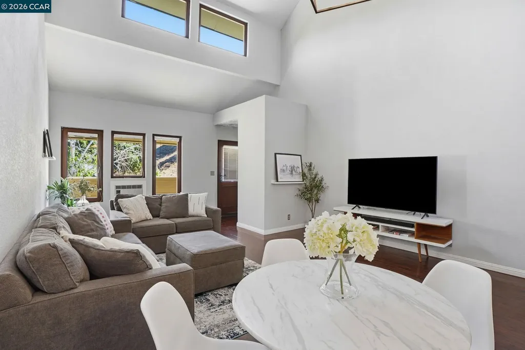 700 Suntree Lane Pleasant Hill CA 94523