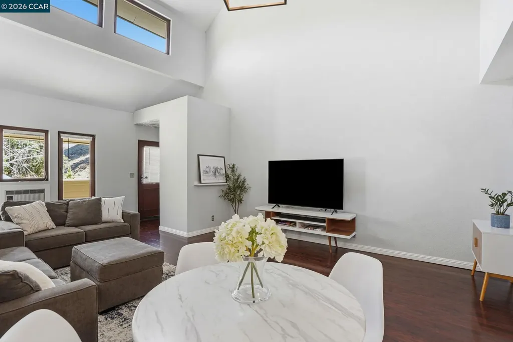 700 Suntree Lane Pleasant Hill CA 94523