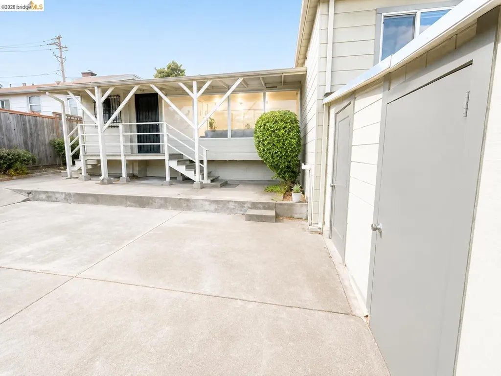 810 Pierce Street Albany CA 94706
