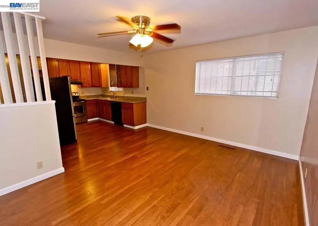 6909 Macarthur Boulevard Oakland CA 94605