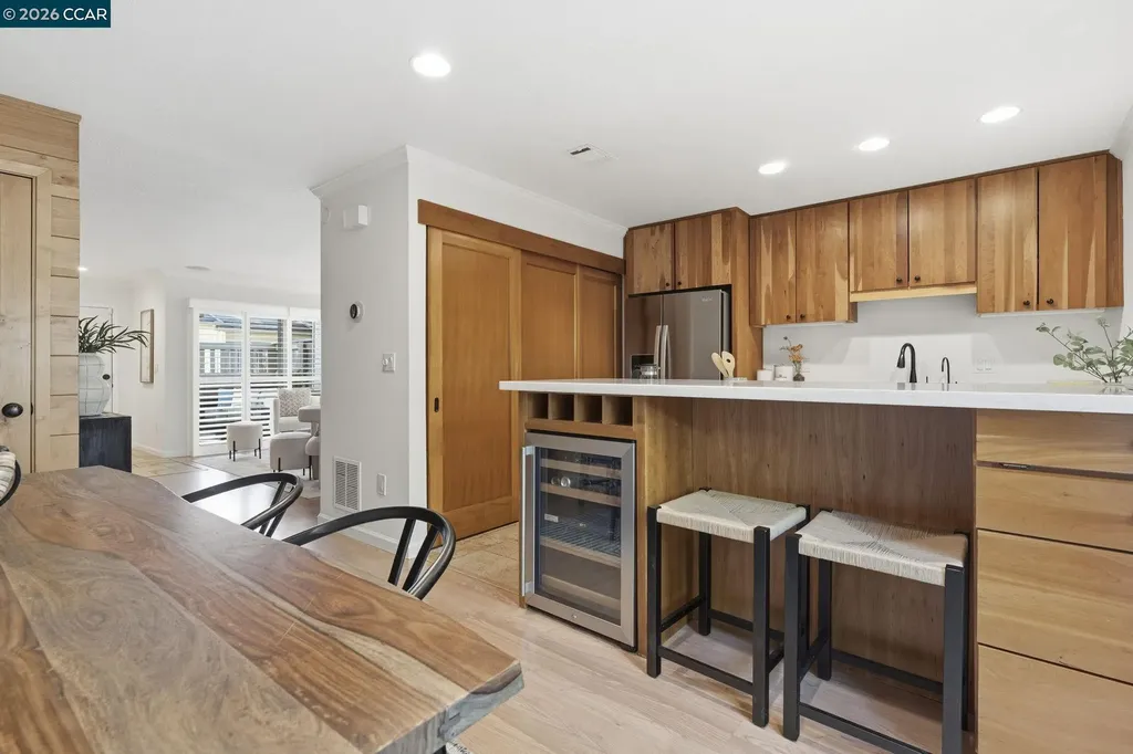 1889 Pomar Way Walnut Creek CA 94598