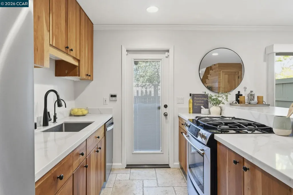 1889 Pomar Way Walnut Creek CA 94598