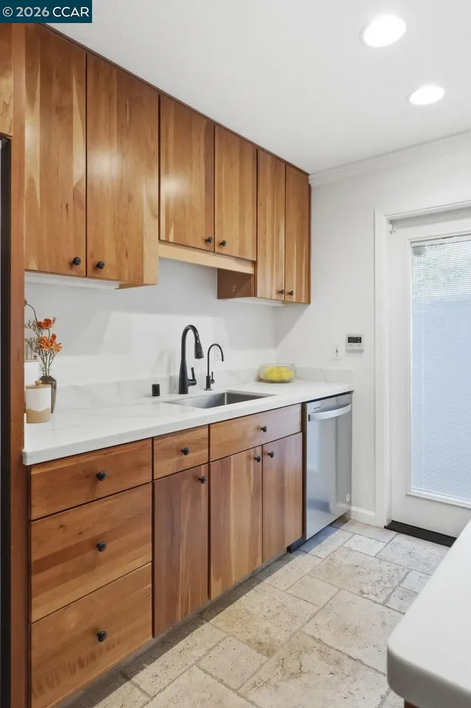 1889 Pomar Way Walnut Creek CA 94598