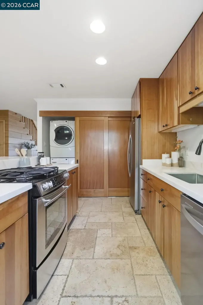 1889 Pomar Way Walnut Creek CA 94598