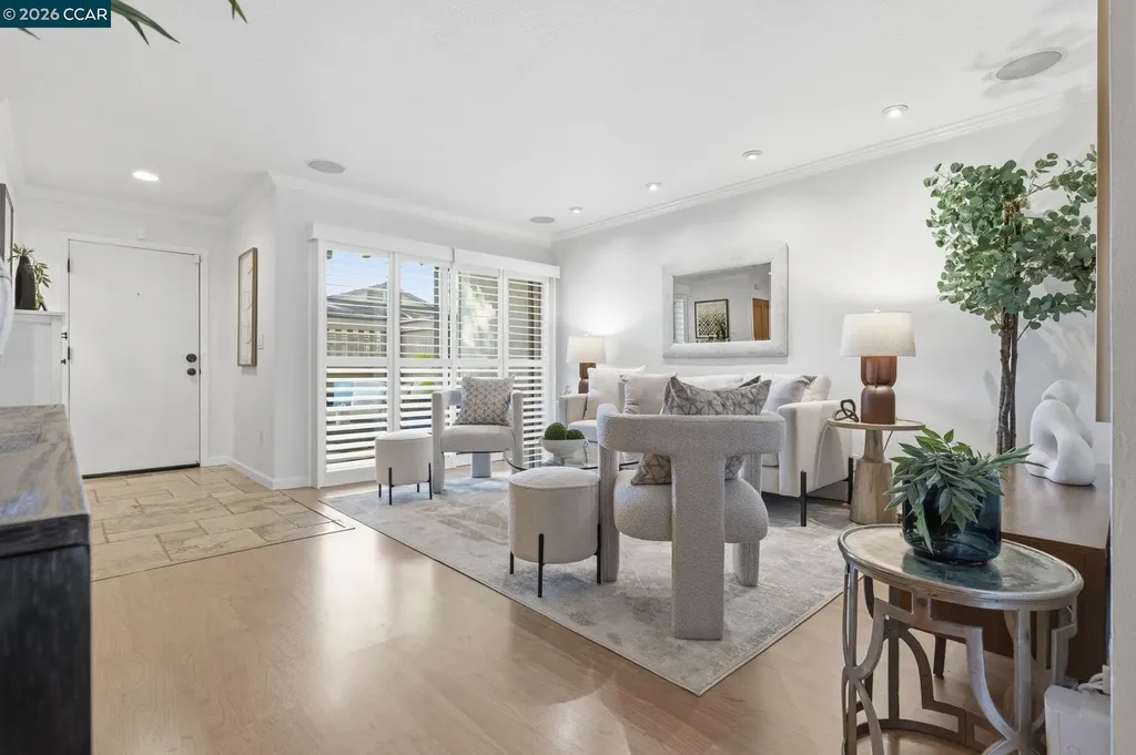 1889 Pomar Way Walnut Creek CA 94598