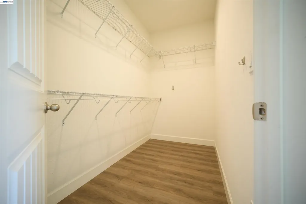 243 Gannet Street Vacaville CA 95688