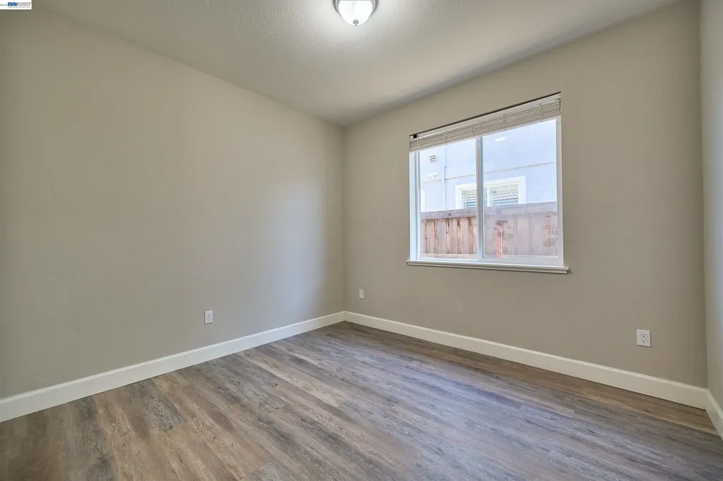 243 Gannet Street Vacaville CA 95688