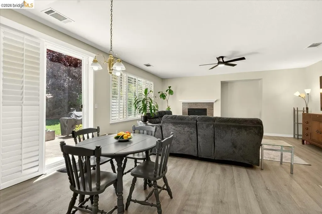 4987 Stewartville Drive Antioch CA 94531