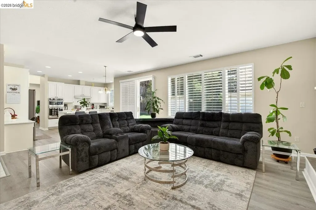 4987 Stewartville Drive Antioch CA 94531