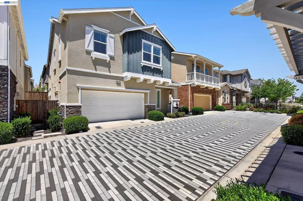 4047 St Helena Way Dublin CA 94568
