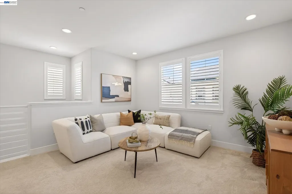 4047 St Helena Way Dublin CA 94568