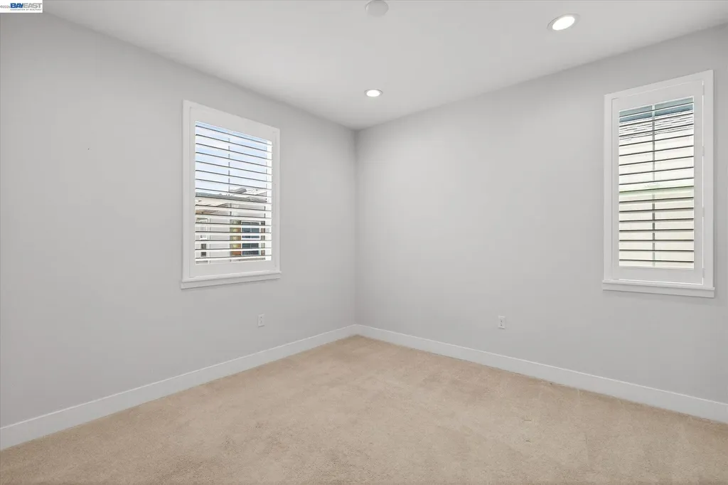 4047 St Helena Way Dublin CA 94568
