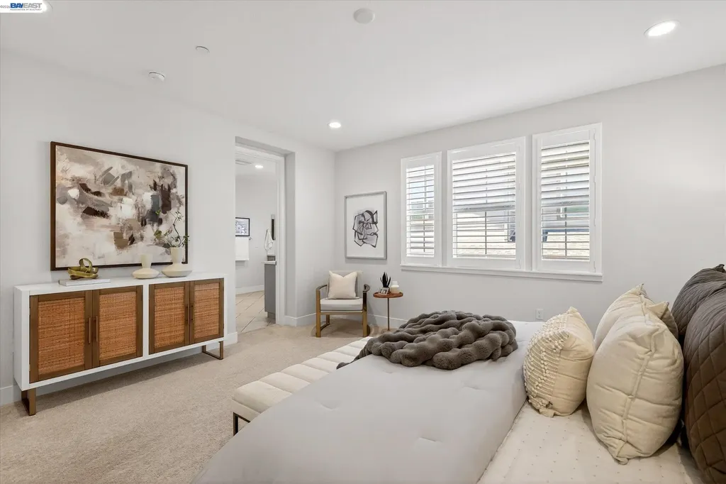 4047 St Helena Way Dublin CA 94568