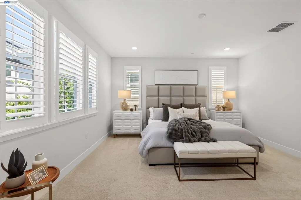 4047 St Helena Way Dublin CA 94568