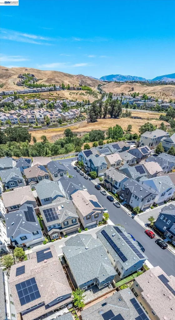 4047 St Helena Way Dublin CA 94568