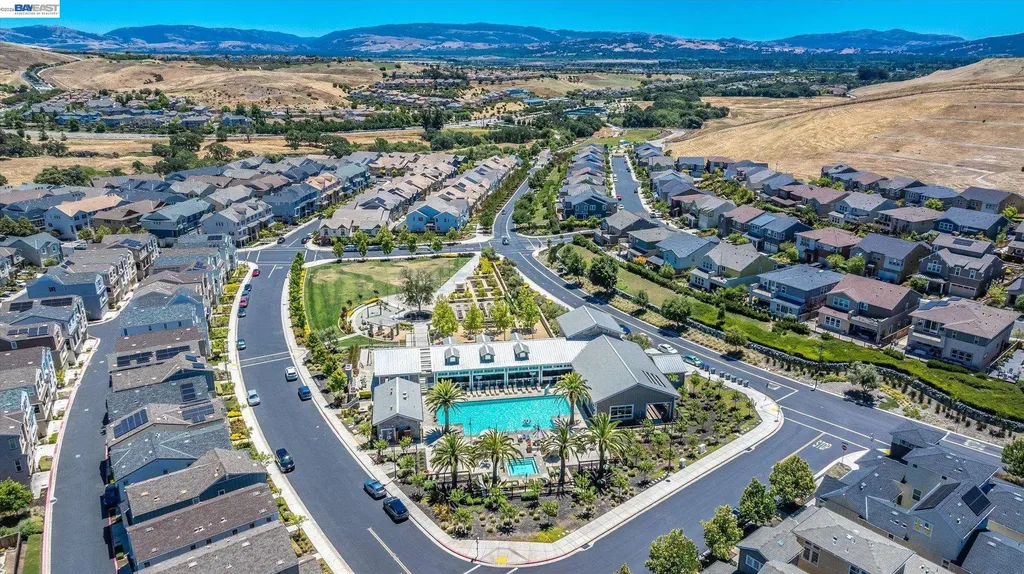 4047 St Helena Way Dublin CA 94568