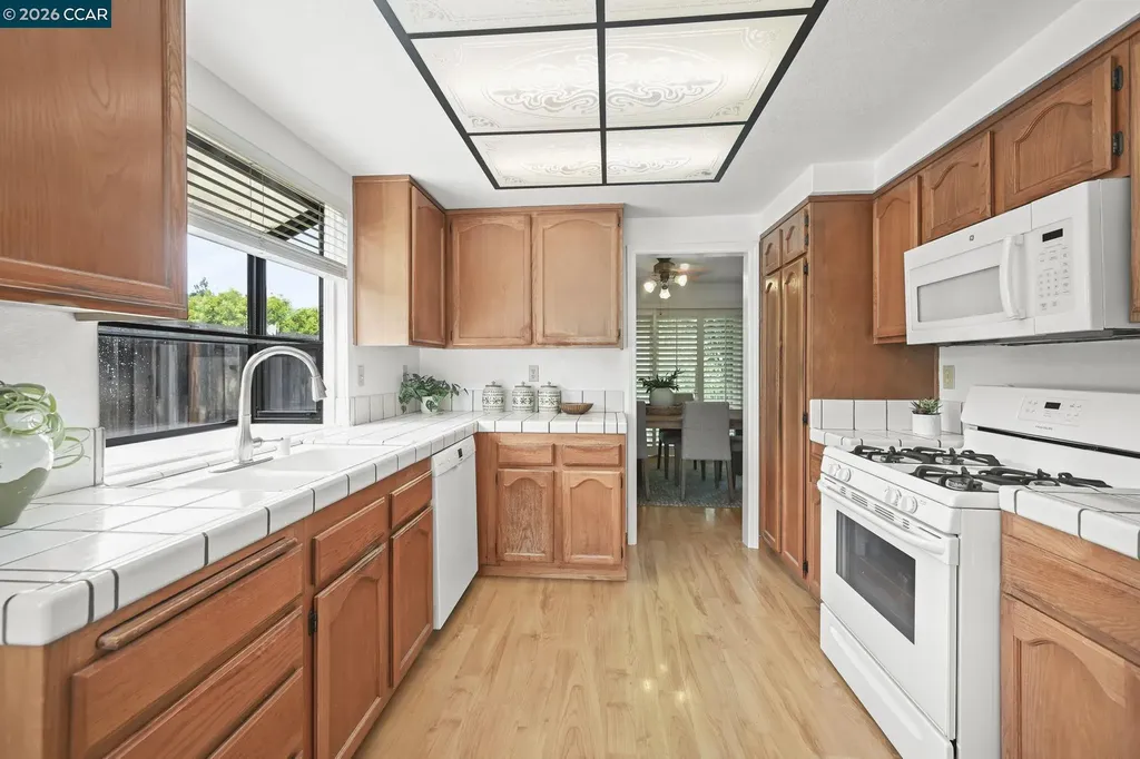 215 Bridgeside Circle Danville CA 94506