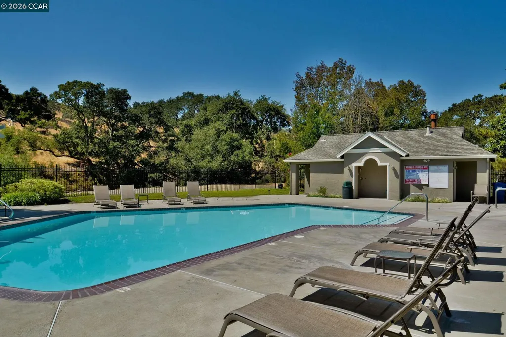 215 Bridgeside Circle Danville CA 94506
