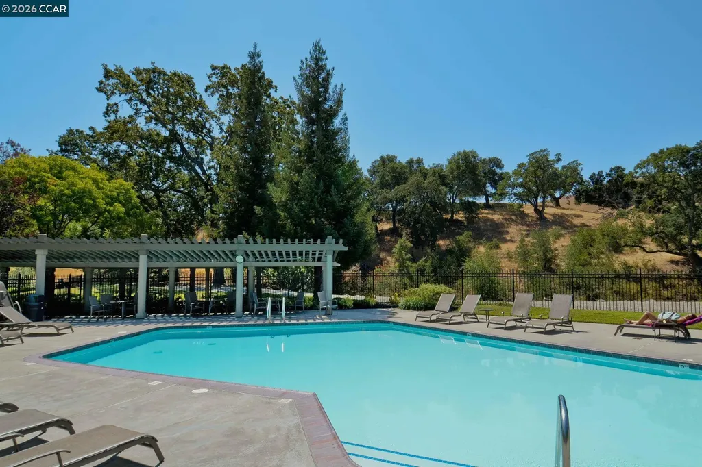 215 Bridgeside Circle Danville CA 94506