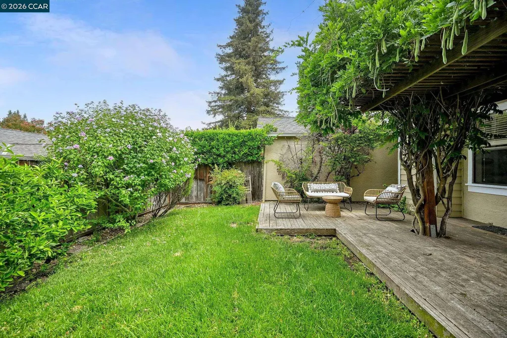 215 Bridgeside Circle Danville CA 94506