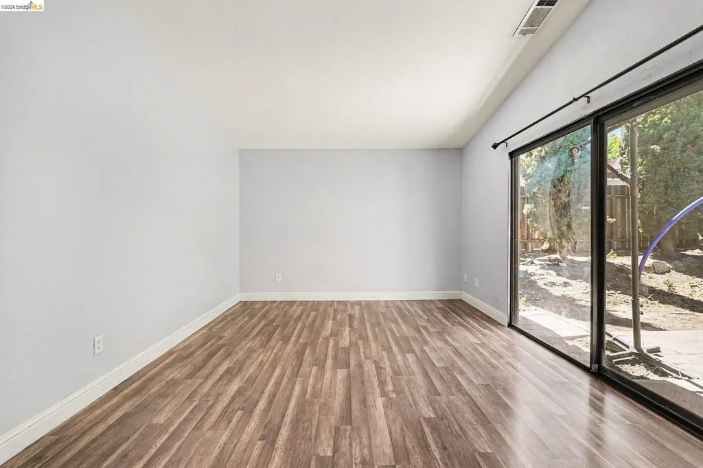 4004 Royal Links Circle Antioch CA 94509