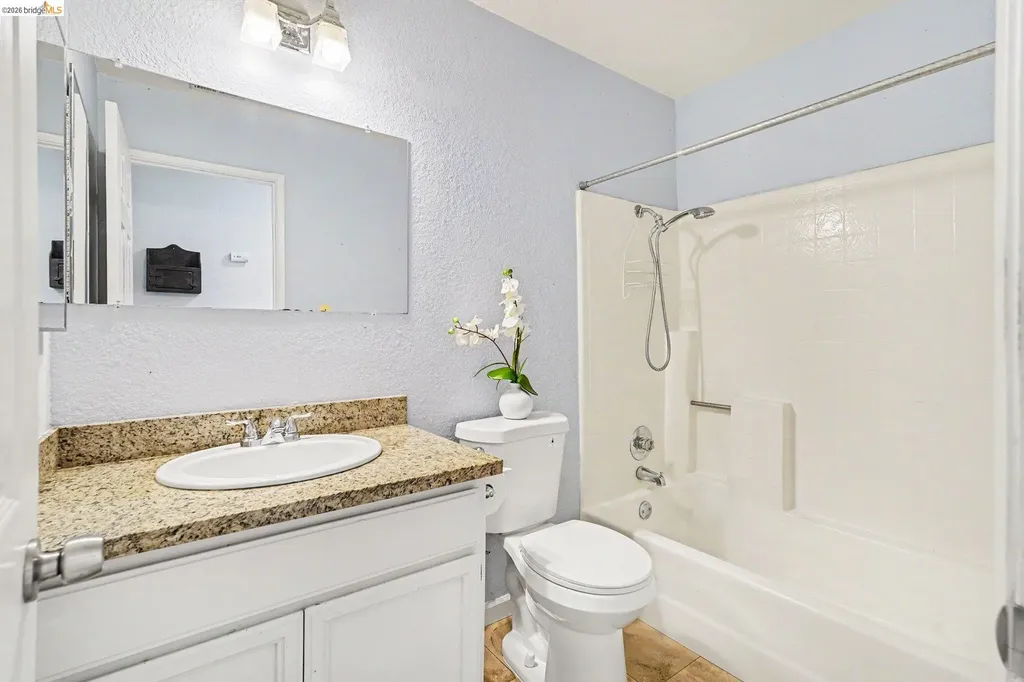 4004 Royal Links Circle Antioch CA 94509