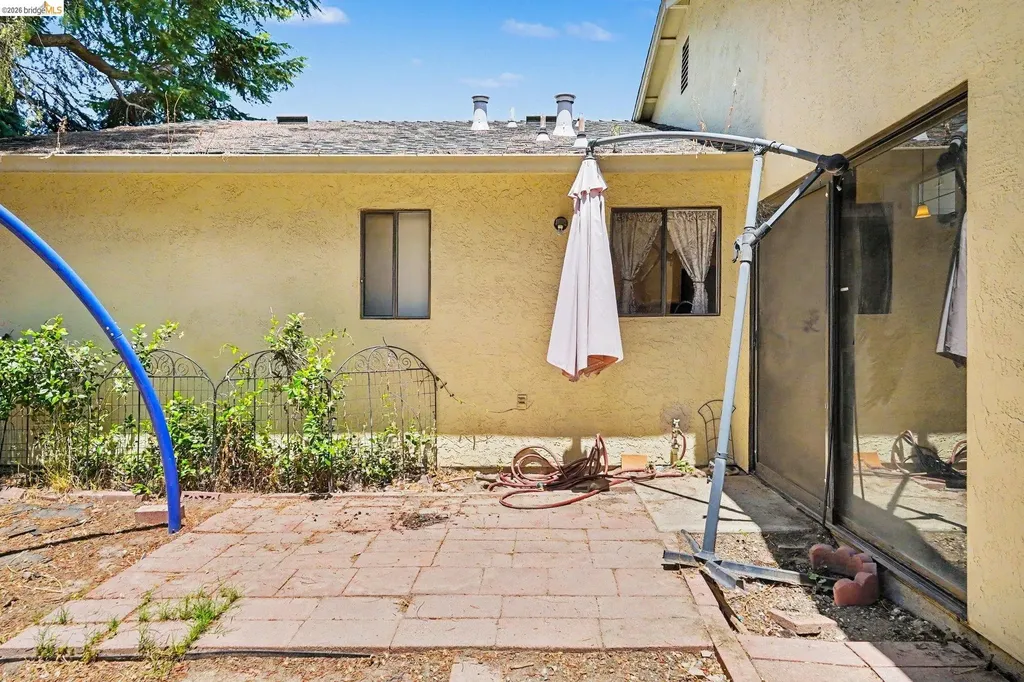 4004 Royal Links Circle Antioch CA 94509