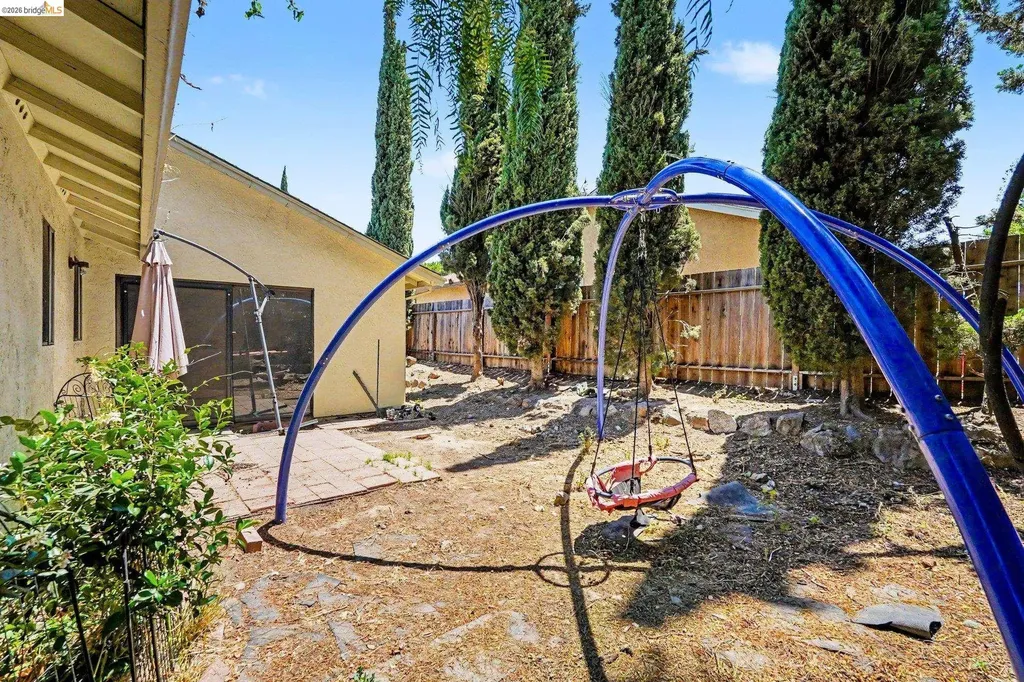 4004 Royal Links Circle Antioch CA 94509
