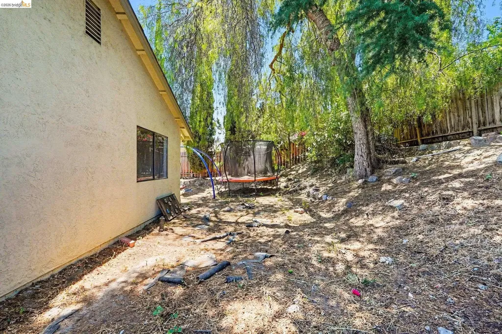 4004 Royal Links Circle Antioch CA 94509