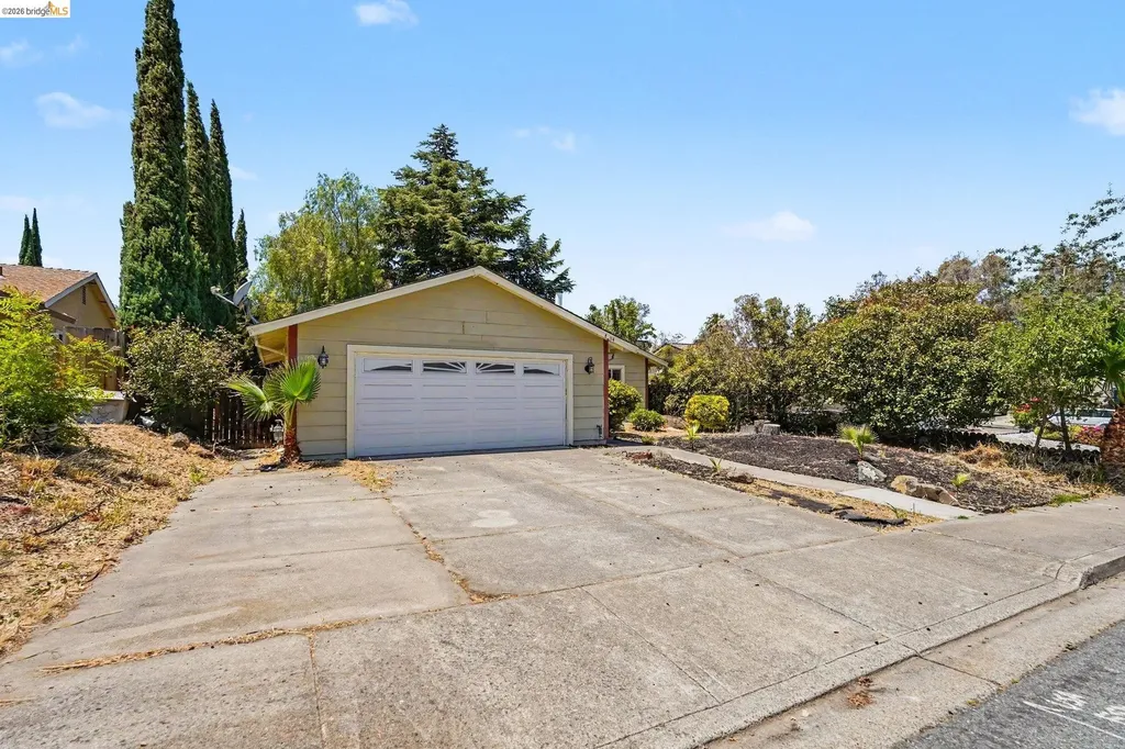 4004 Royal Links Circle Antioch CA 94509