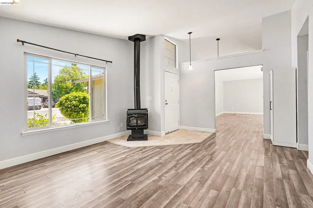 4004 Royal Links Circle Antioch CA 94509