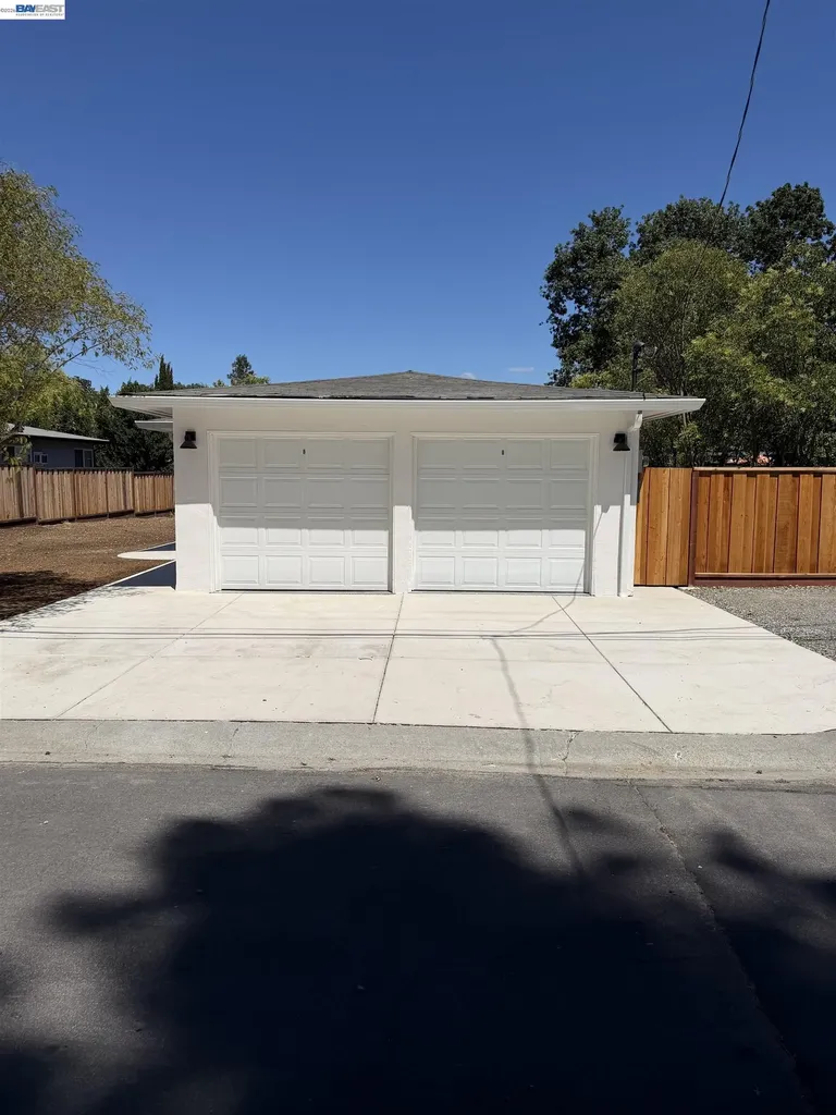 74-78 Palana Court Walnut Creek CA 94595