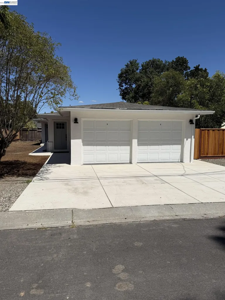 74-78 Palana Court Walnut Creek CA 94595