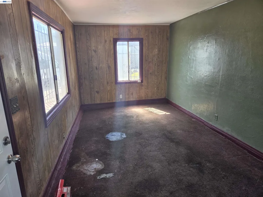 2859 9th Street Oakland CA 94601