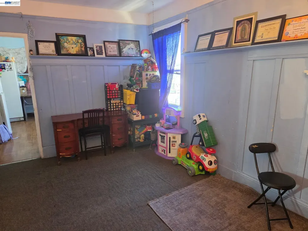 2859 9th Street Oakland CA 94601