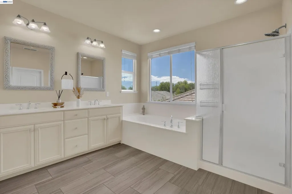 8012 Westport Circle Discovery Bay CA 94505