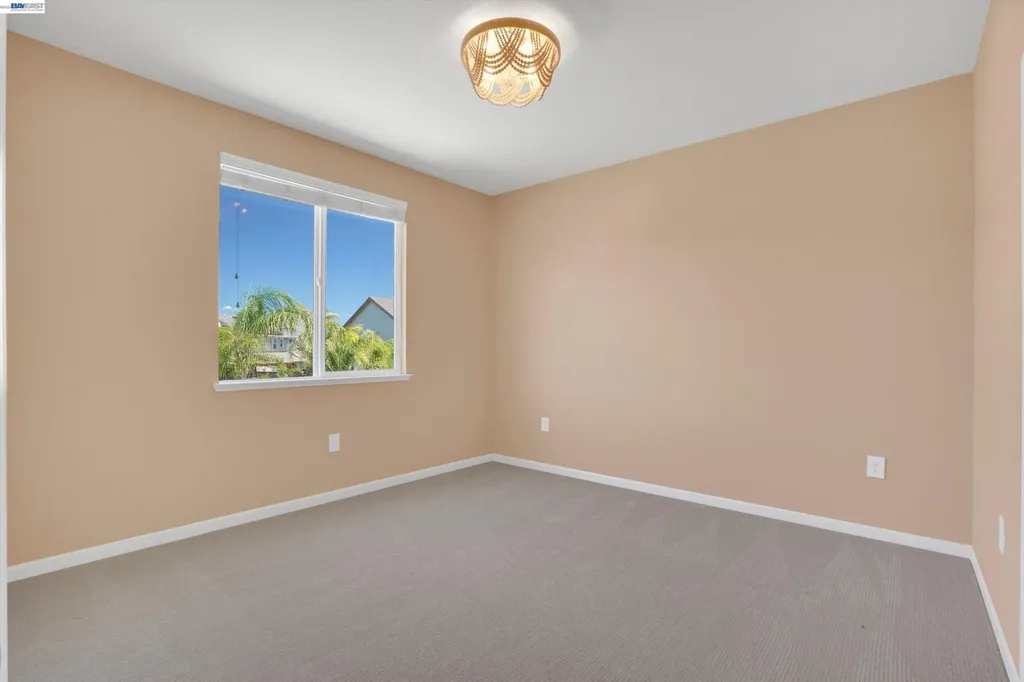 8012 Westport Circle Discovery Bay CA 94505
