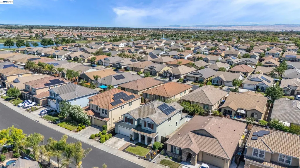 8012 Westport Circle Discovery Bay CA 94505