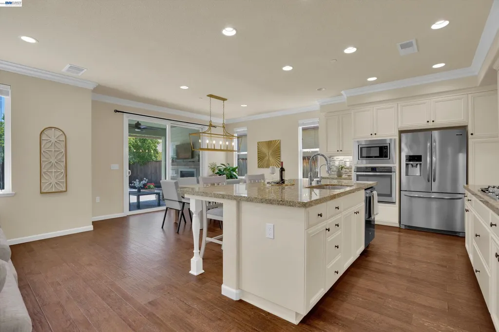 8012 Westport Circle Discovery Bay CA 94505