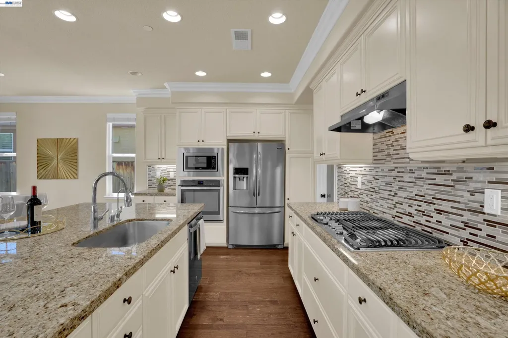 8012 Westport Circle Discovery Bay CA 94505