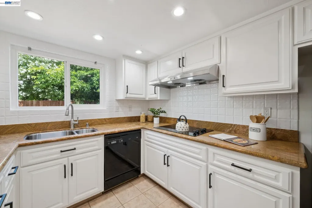 1017 Bermuda Drive Concord CA 94518