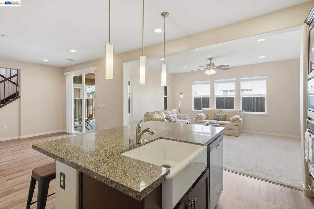 182 Willowrun Way Oakley CA 94561